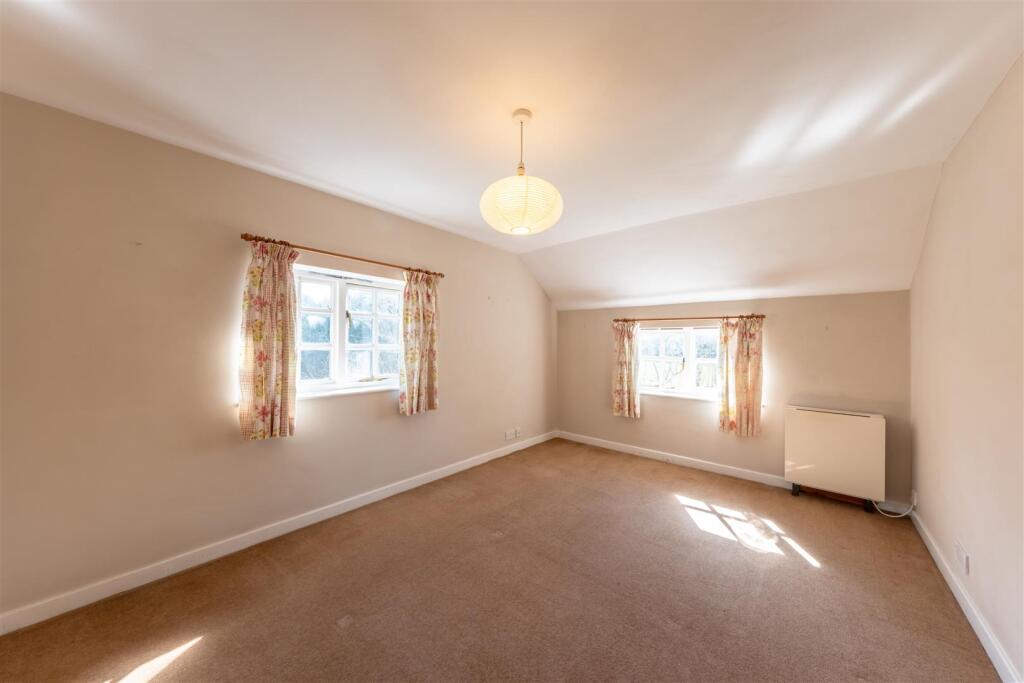 Laburnum Cottage-017.jpg