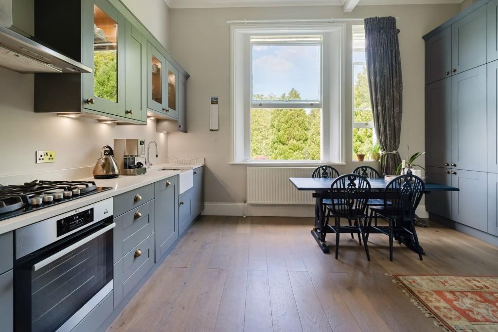 75862_Flat 5, Pixham Firs, Pixham Lane  (17) (1).j