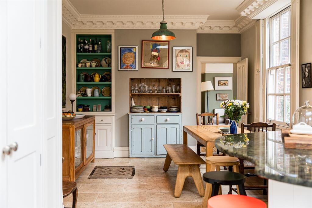 Dining Kitchen