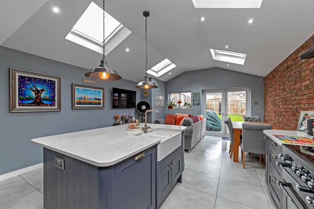 35SaxonRoad-27.jpg