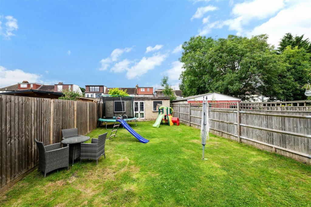 CONNAUGHT ROAD, 36 (3).jpg