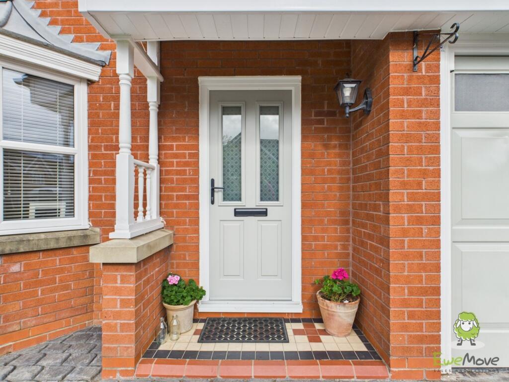 CAM02463G0-PR0086-STILL027