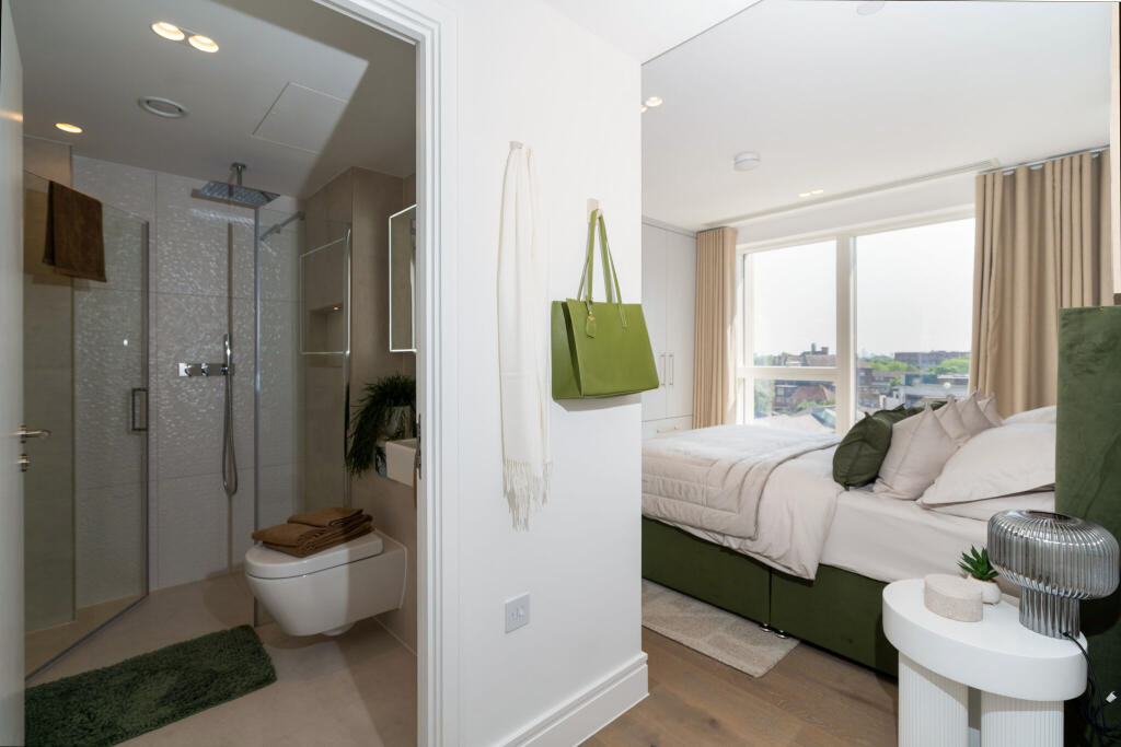 93443_Empire-House (18)_low.jpg