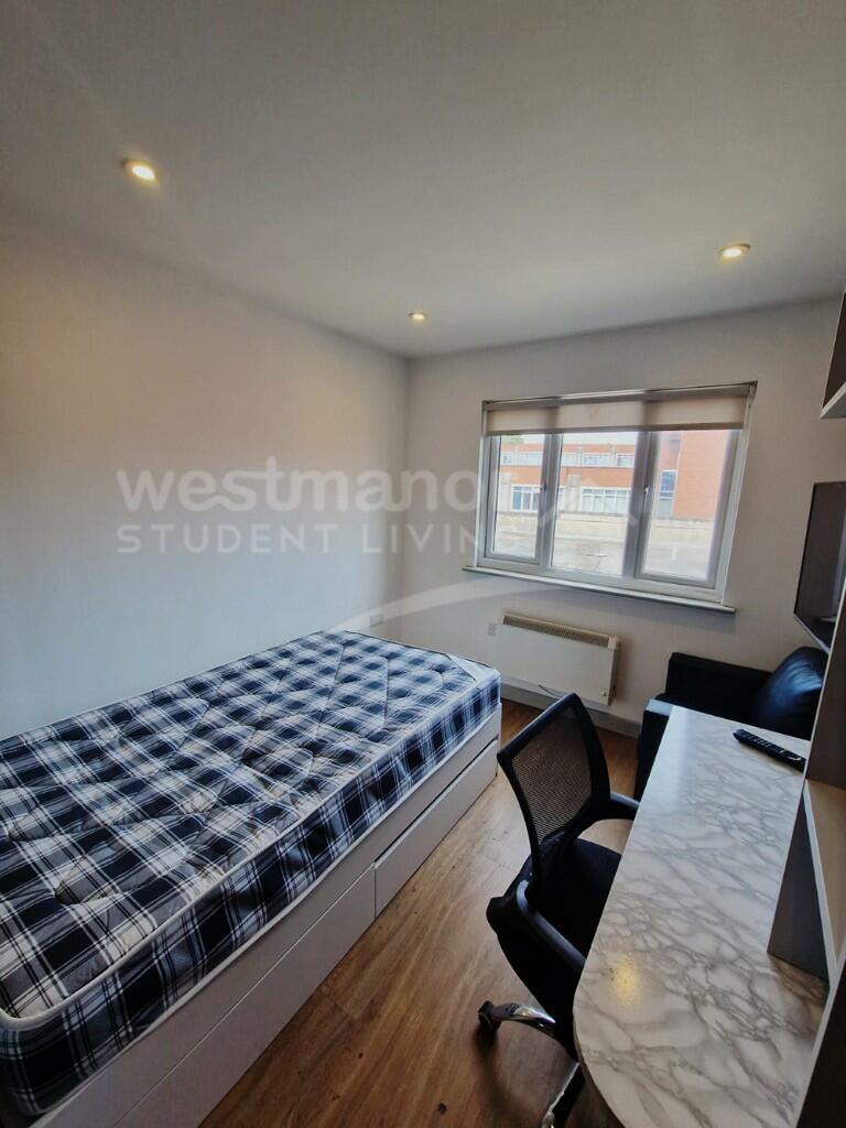 FLAT 67