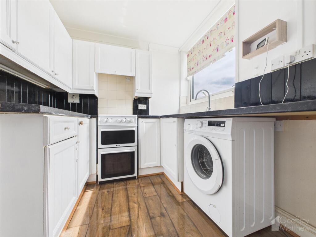 Harrow Court 8.jpg