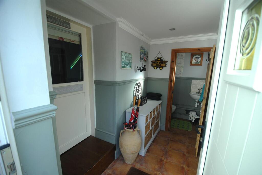 Rear Porch/Boot Room and WC