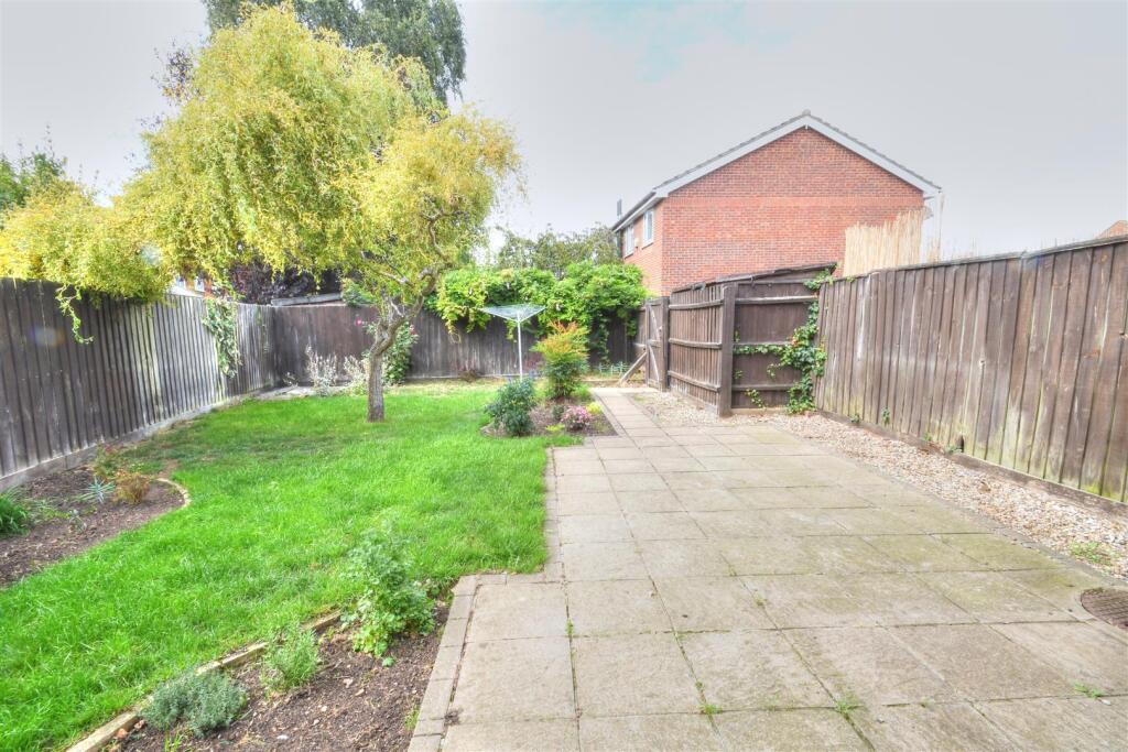 DSC_8633_Smooth 3.jpg