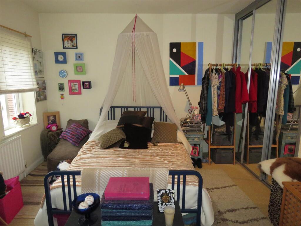 BEDROOM TWO