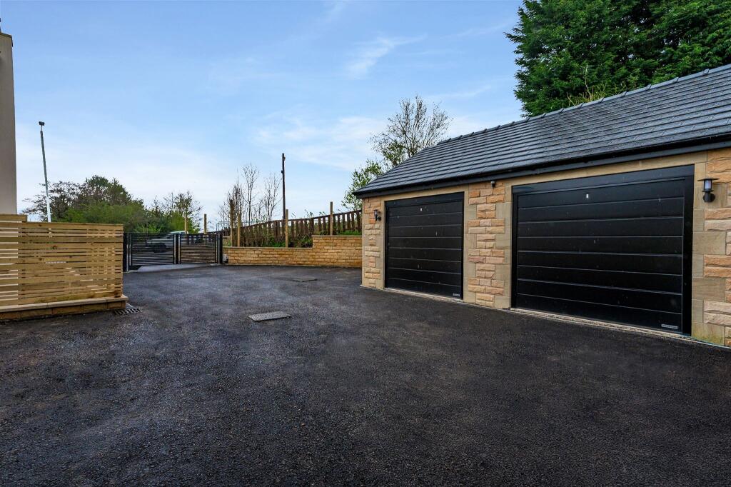 Electric Garage with Charging Point