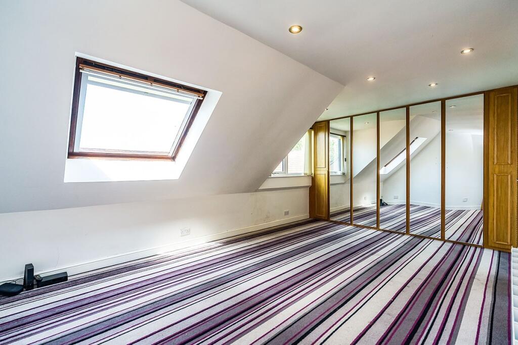 Lounge / Bedroom