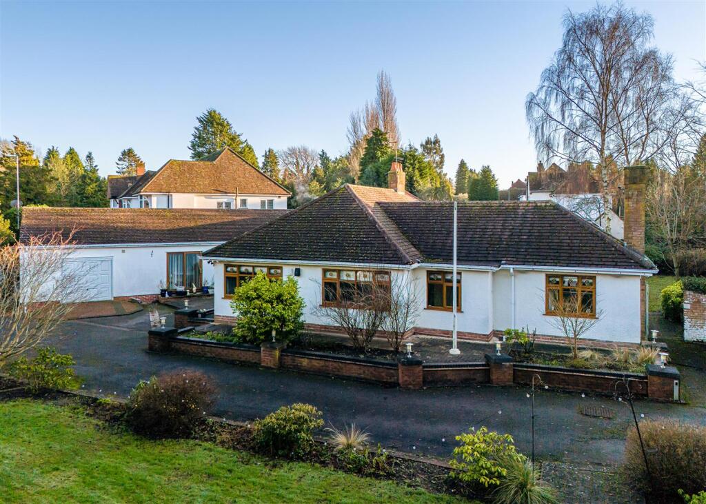 1 Woodthorne Road-drone-1.jpg