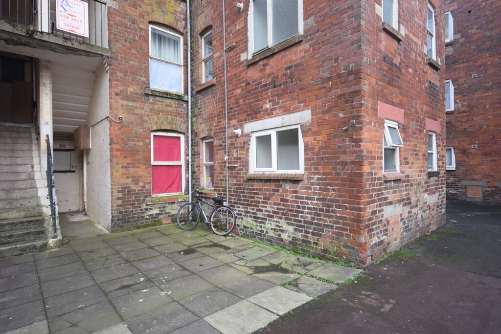 FRONTAGE