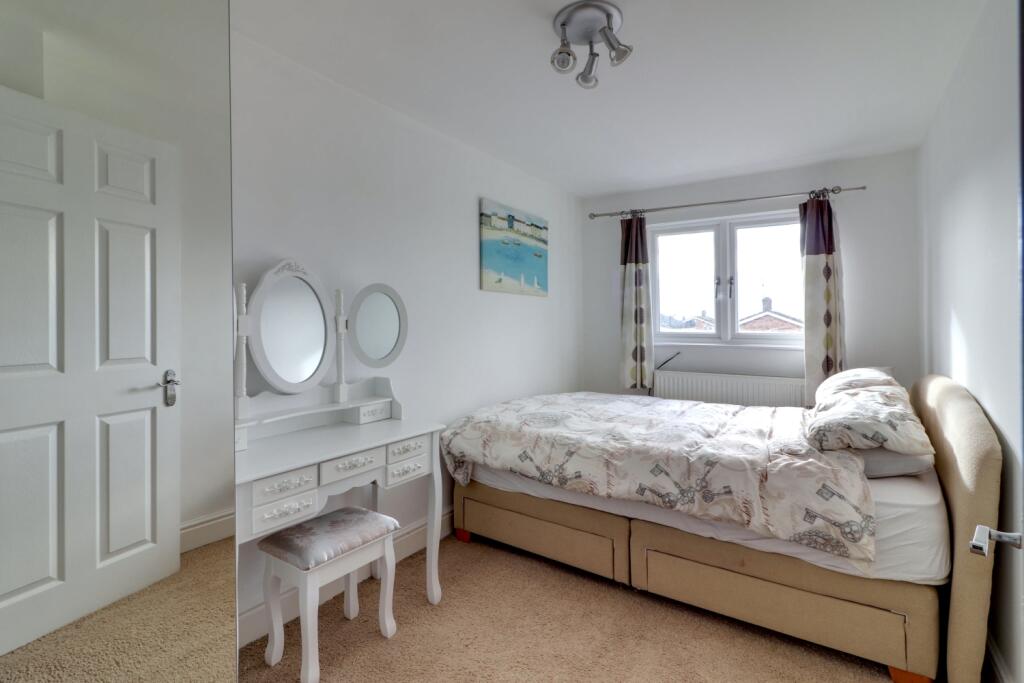 19. Bedroom 3