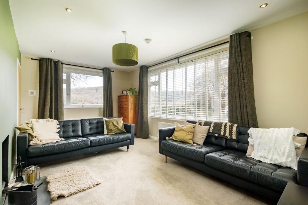 Reception/Lounge