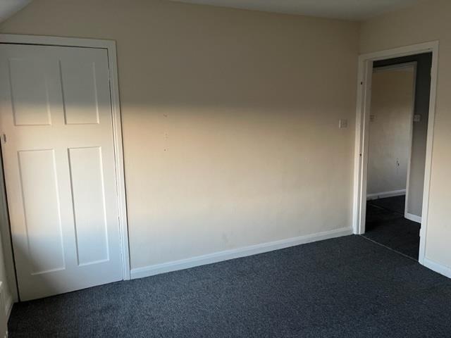 Master bedroom3.jpg