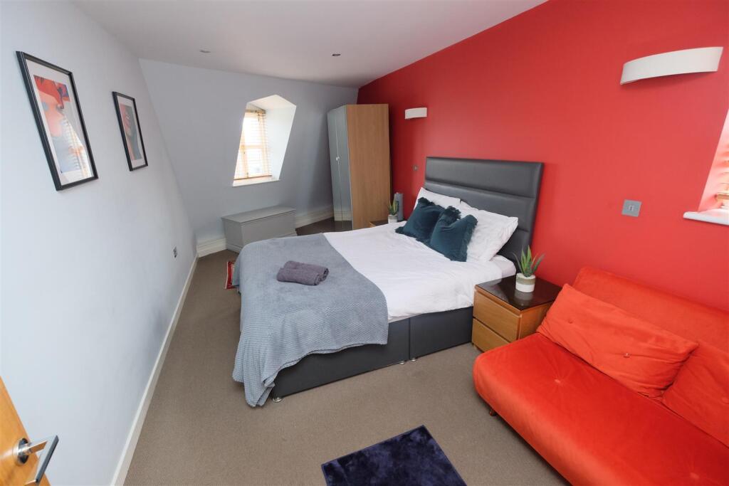 Bedroom.jpg