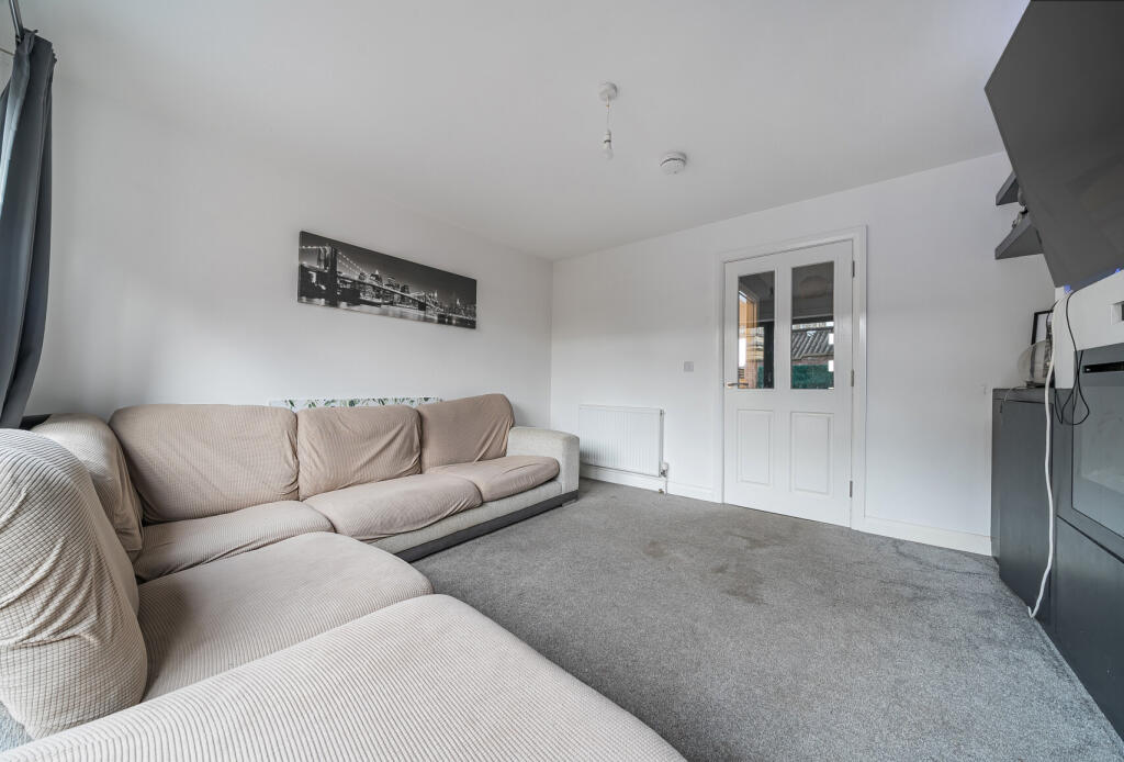 1373855-7-69023b2...