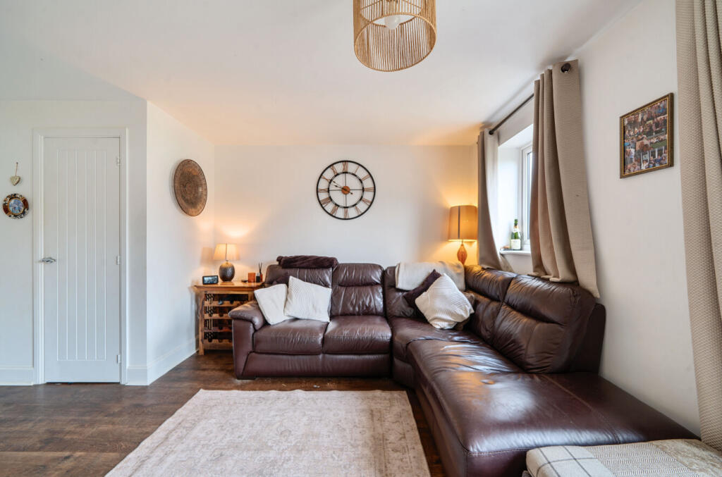 1342918-9-68a6e65...