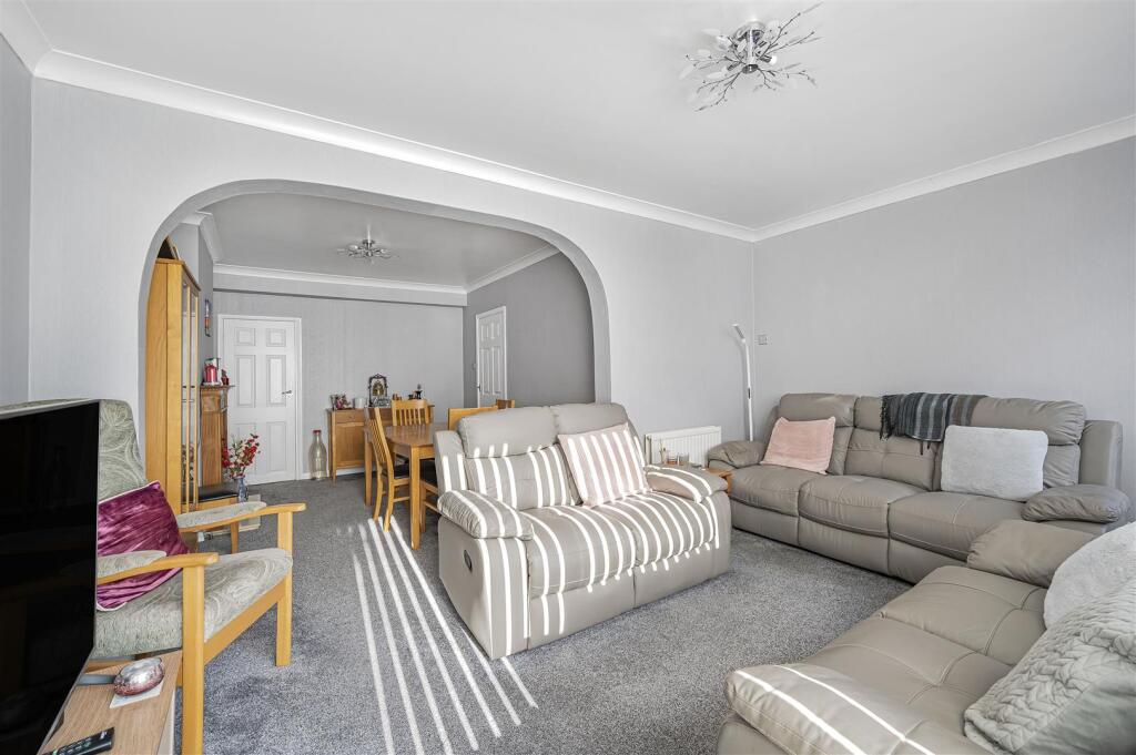 Lounge Dining Room