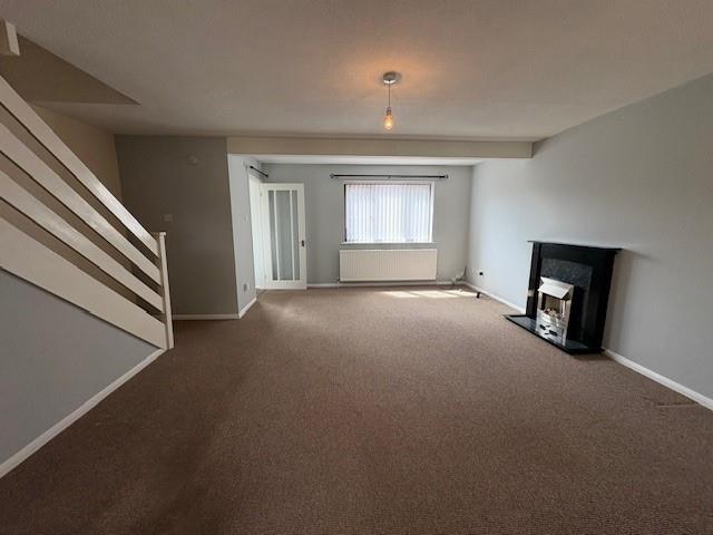 Lounge2.jpg