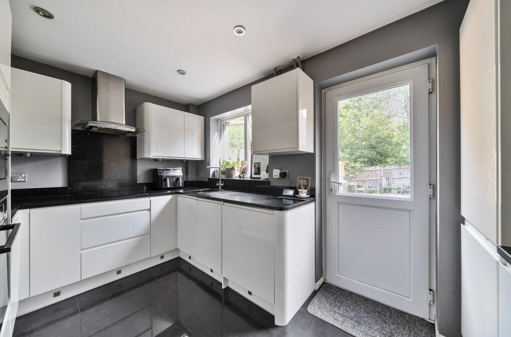 1309665-1-6851278...