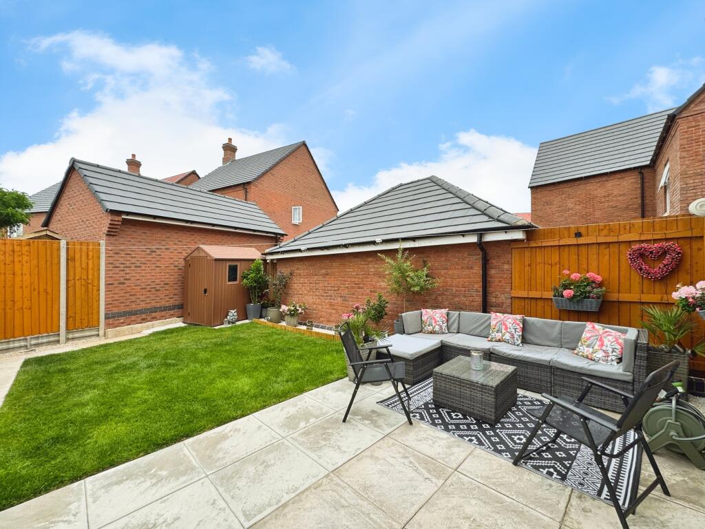121 Excelsior Way, Sileby, Loughborough, LE12 7XE
