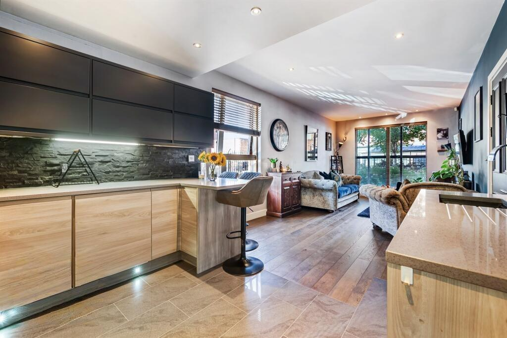 Apartment 1 Bank Place, Wilmslow 27/10/2025, 11...