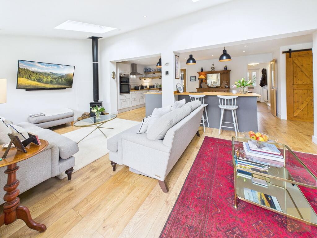 Living / Kitchen / Dining