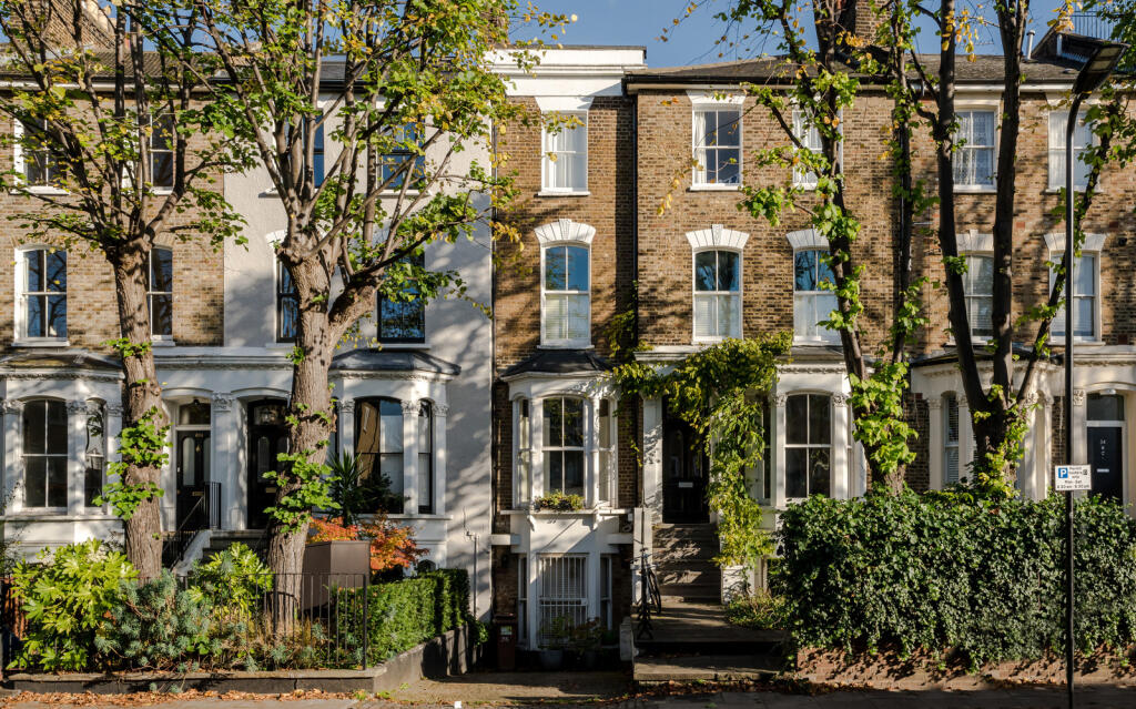 244993 - 36C Greenwood Road-46.jpg