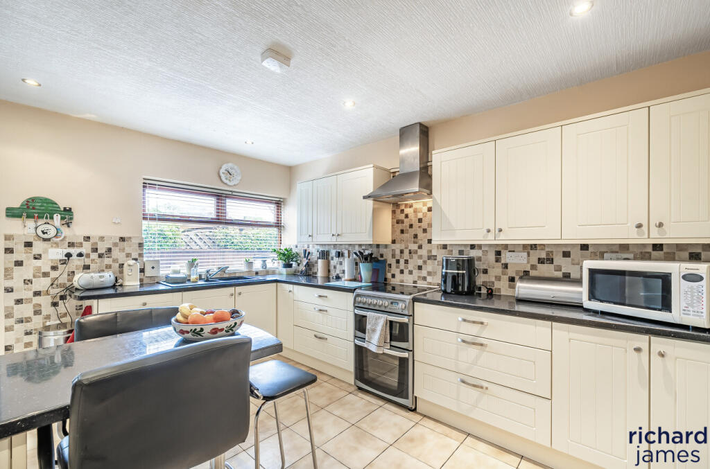 e760ce7c-eb30-4bc...