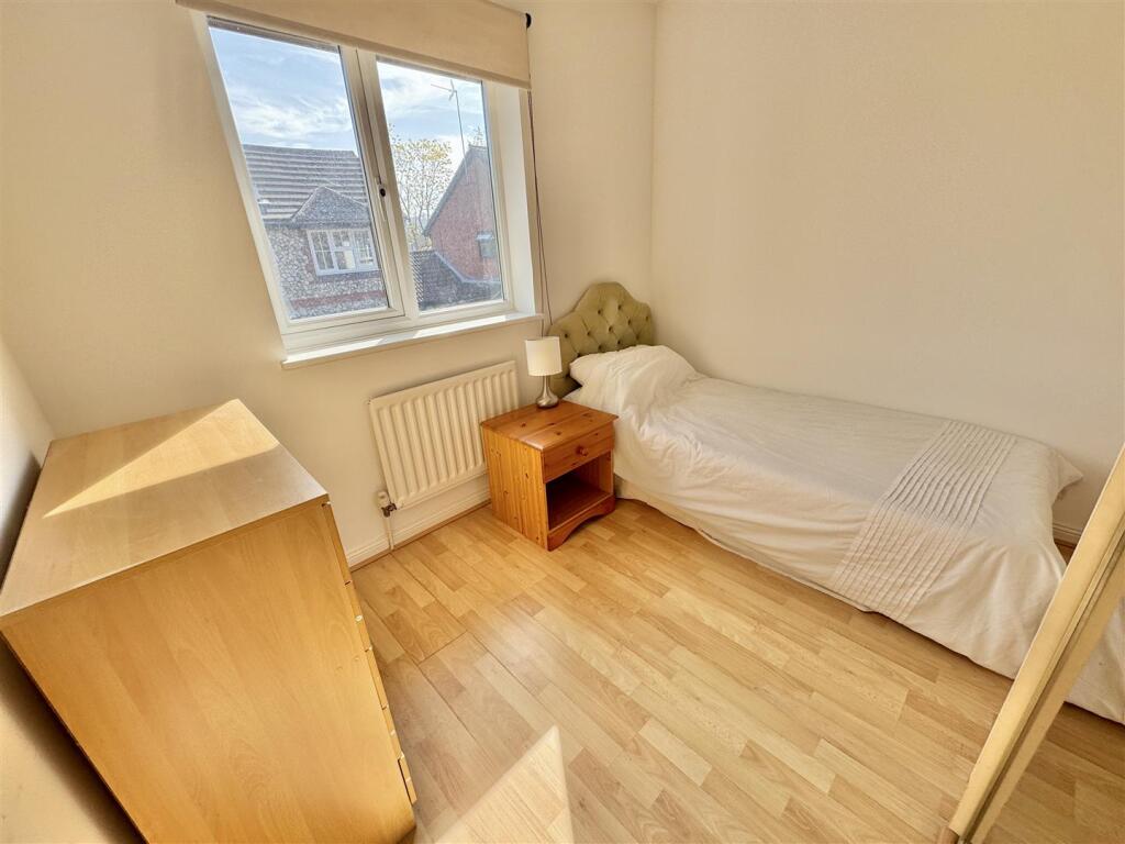 BEDROOM 3