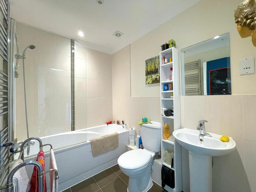 Bathroom (1)