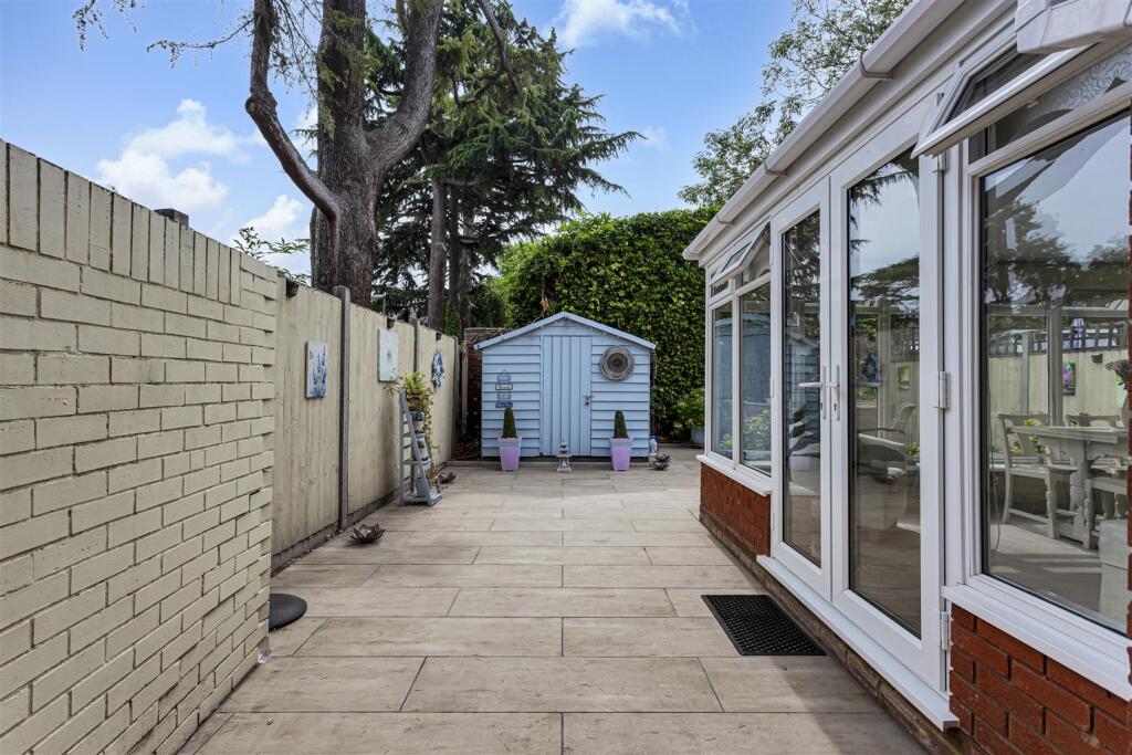 Patio Springfield Road.jpg