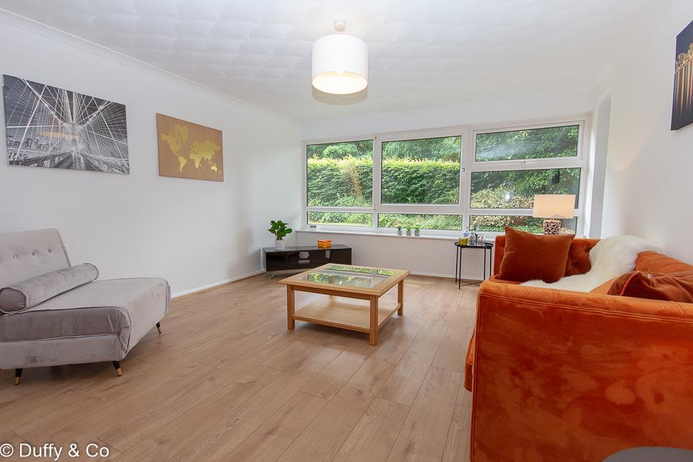 8 Tennyson Ct (12 of 15).jpg