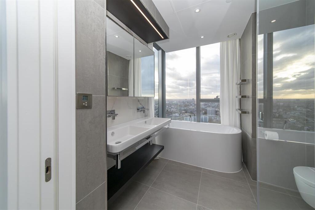 Bathroom       .jpg