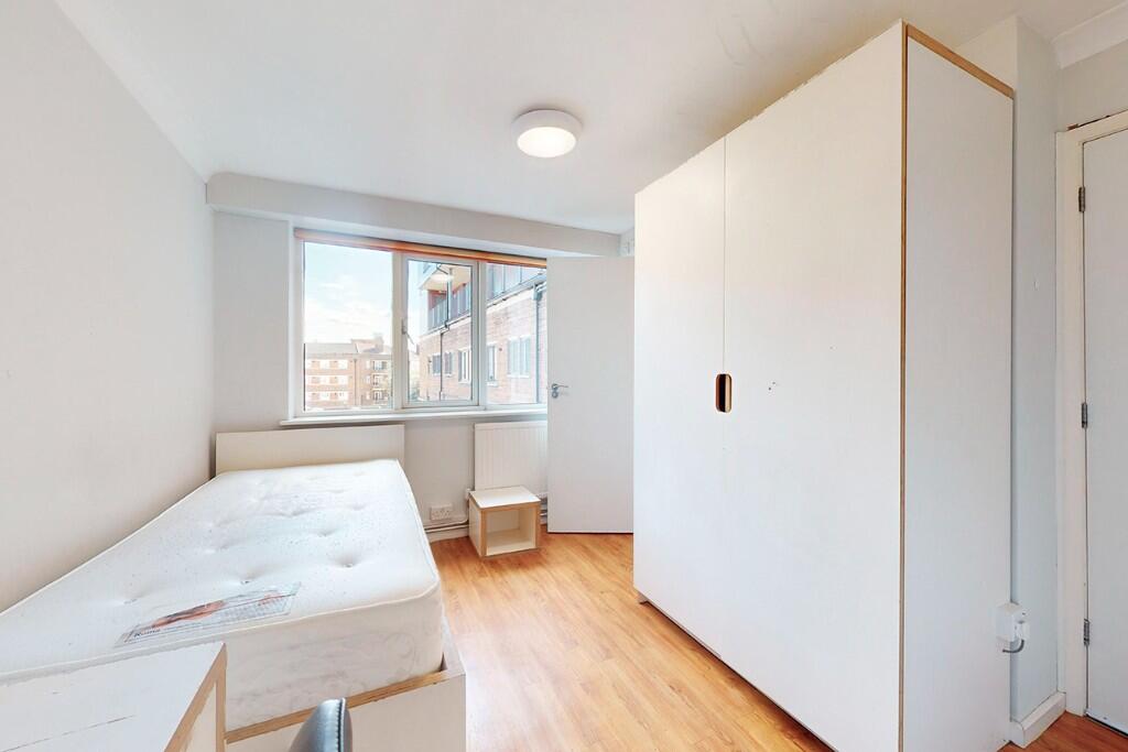 Harford Street, London, E1