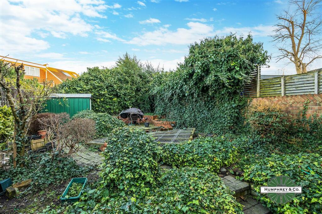 2   Brookdale Road -012.jpg