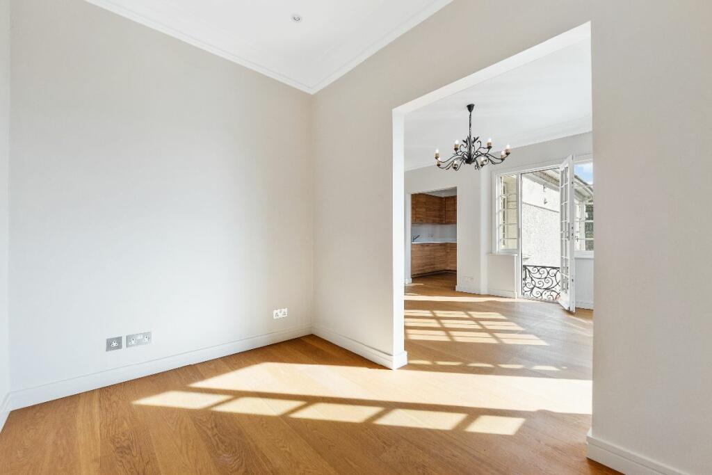Study / Home office / Media room