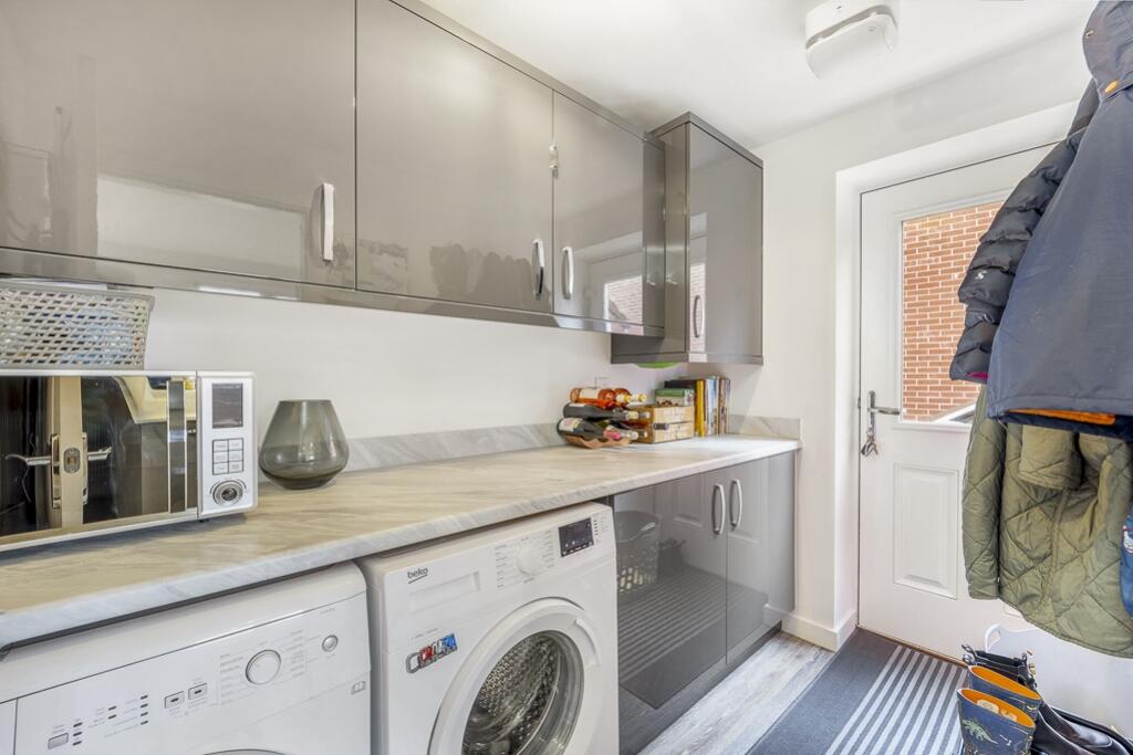 36 Swift Gardens (Kirton)-31