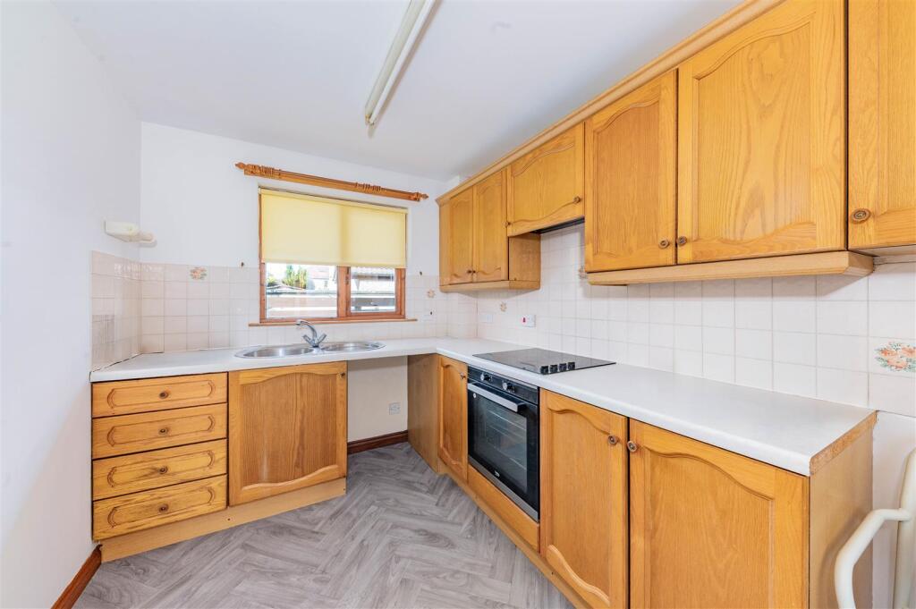 1 Charlotte Close Dundee-1.JPG