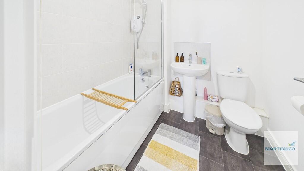 CAM03663G0-PR0216...