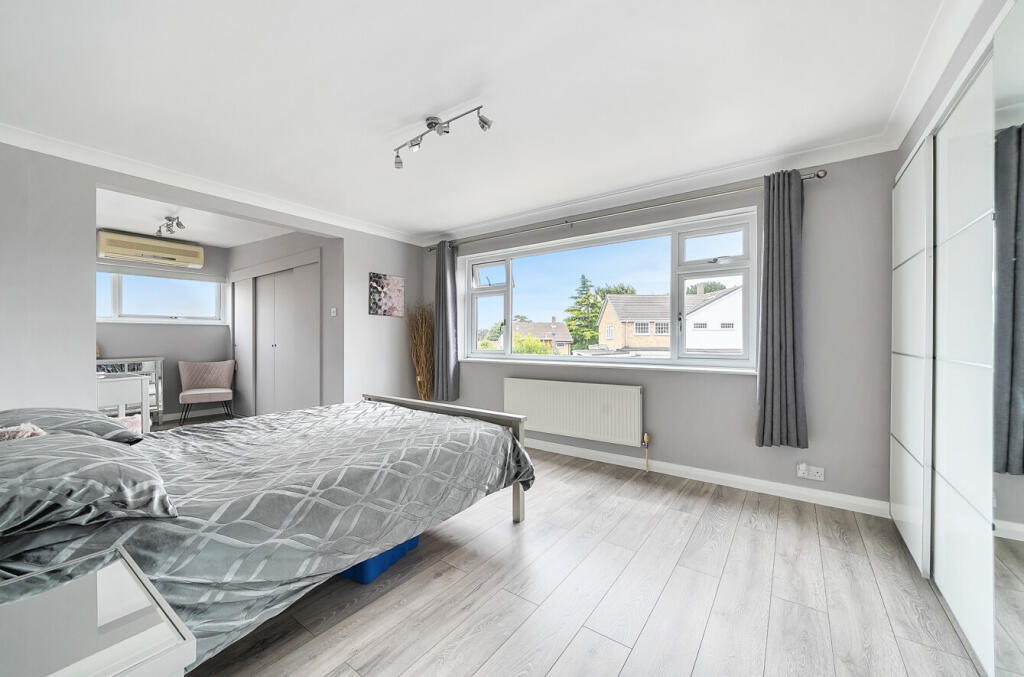 1334895-28-6894ad...