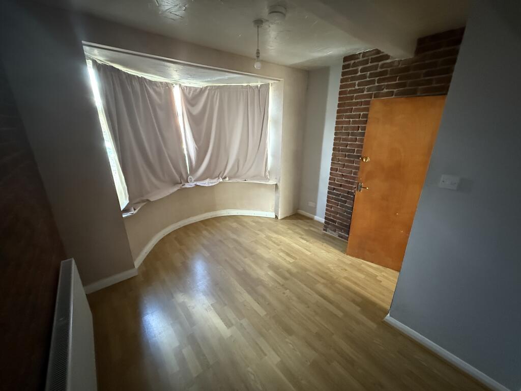 Photo 09-09-2025  14 23 47 T202509091733.jpg