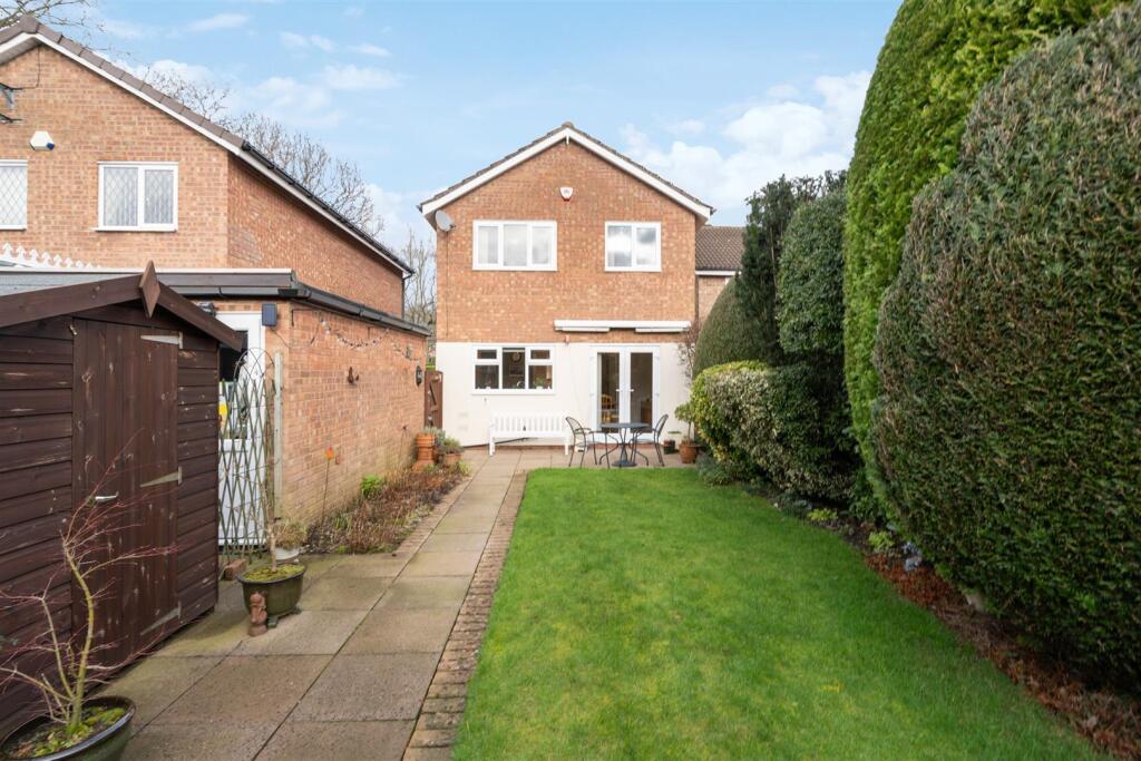 54 Binley Close_21.jpg