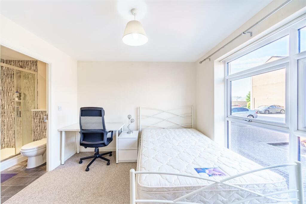 28 Charlton Blvd - Real estate photography by Phot