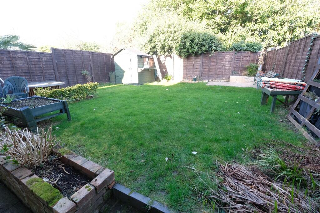 GARDEN 