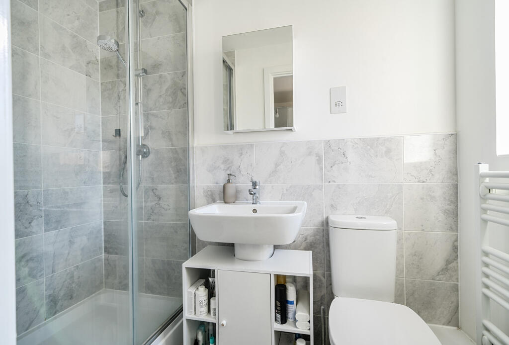 1350334-18-68be9a...