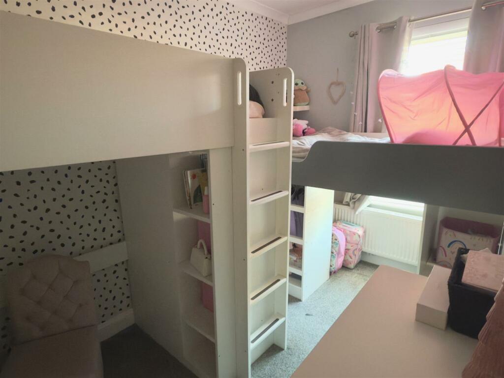 BED 3.jpg