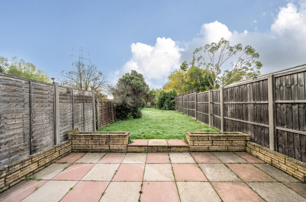 1371790-4-68f893e...