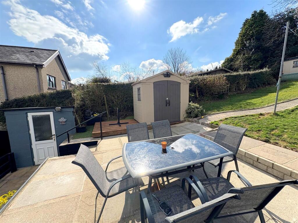 Rear Garden f.jpg